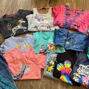 Lot of 20 girls clothing items